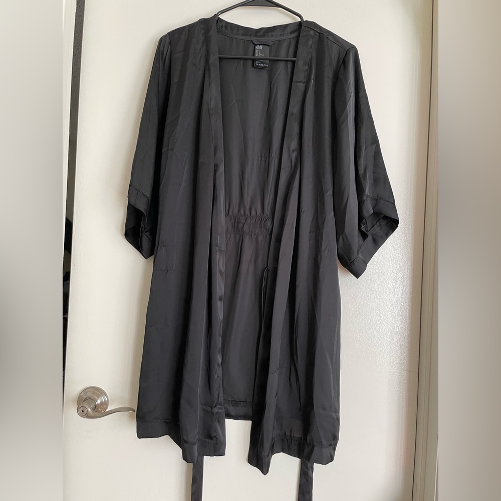Satin Robe - H&M - Picture 2 of 5